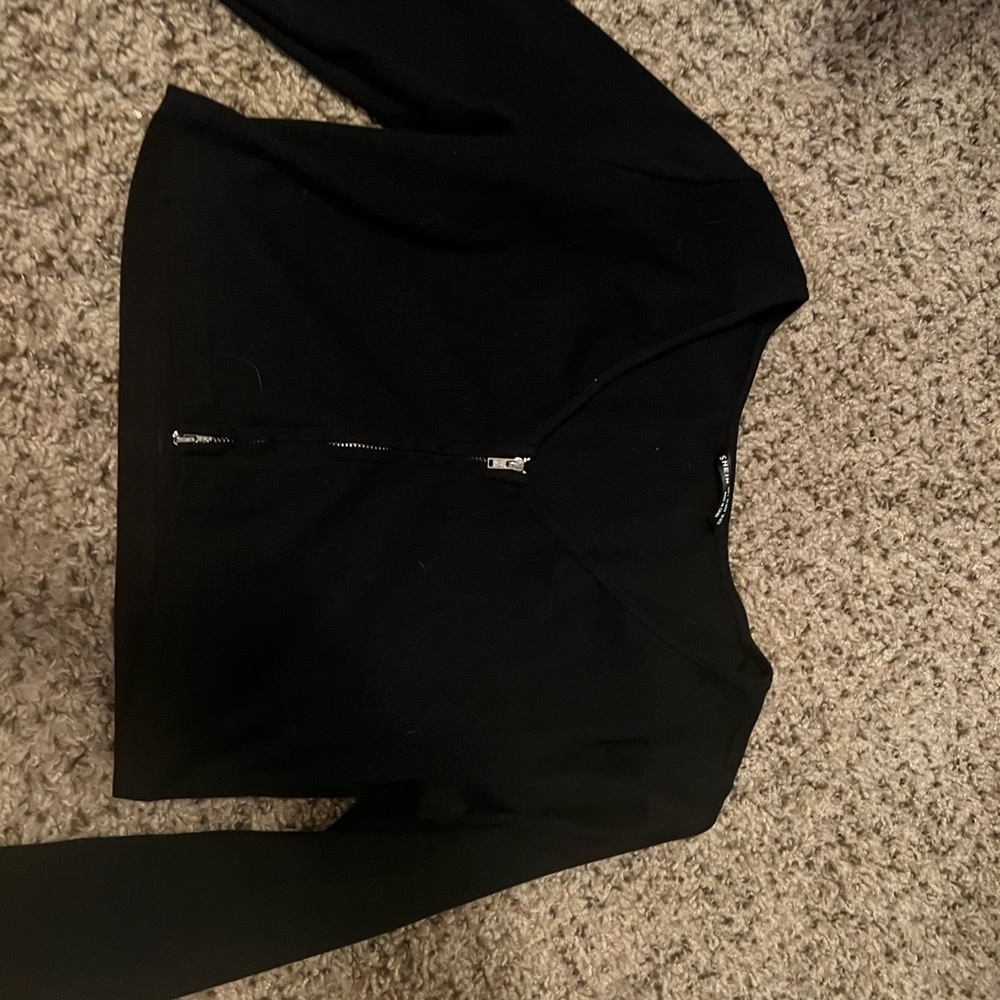 zip going out top